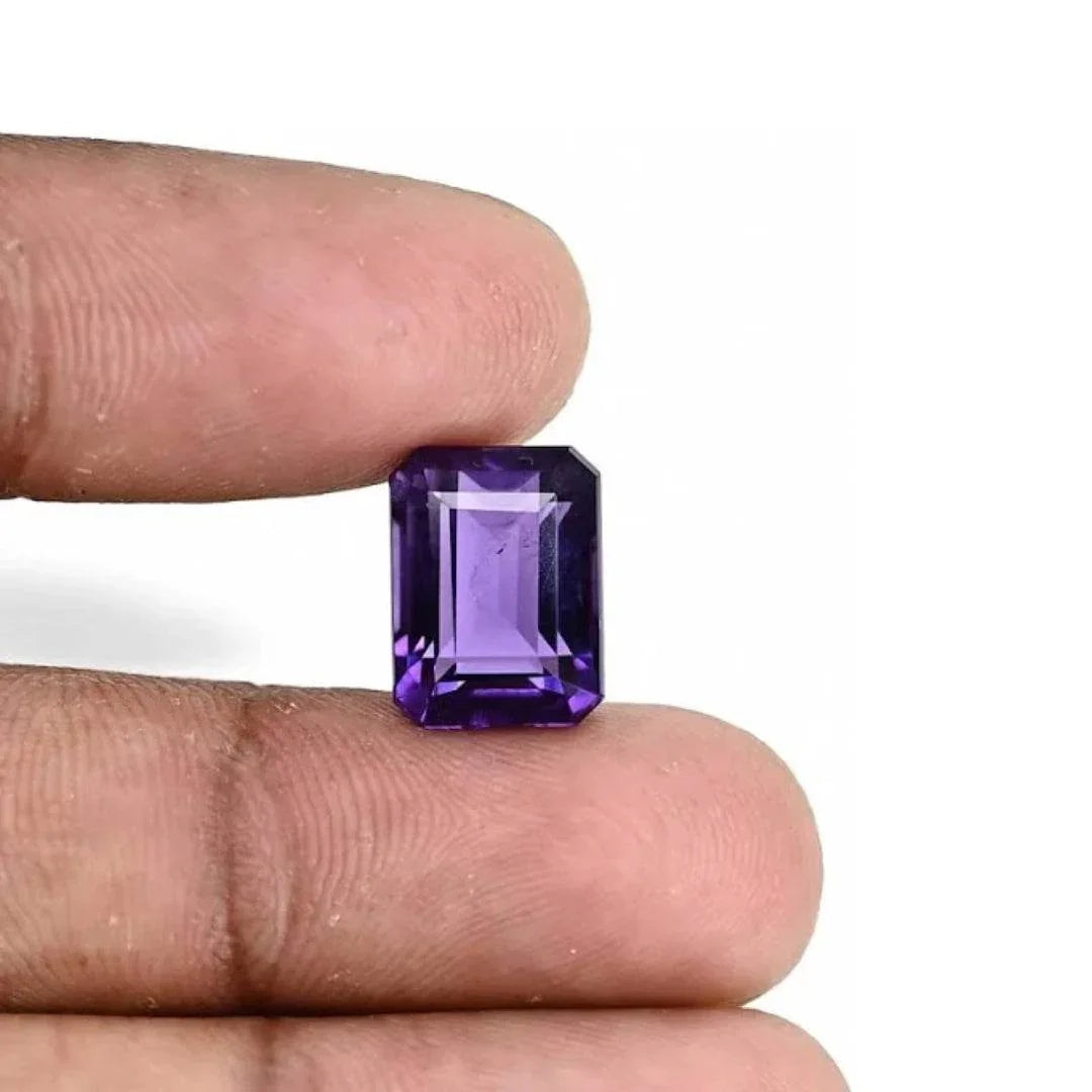 8 Carat Natural Amethyst Gemstone - Sandhya Gems Corner
